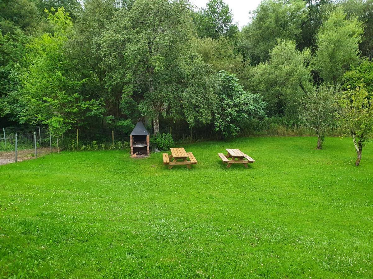 Onís Alojamiento Con Jardin Y Barbacoa المظهر الخارجي الصورة